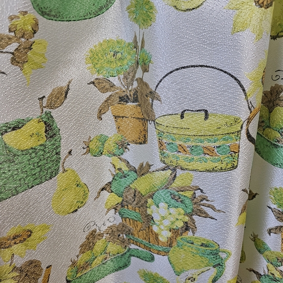 Pair of Mid Century Bright Cheery Fruit/Floral Pinch Pleat Fiberglass Curtains! - Picture 13 of 16